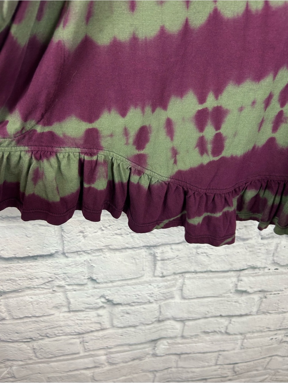 LOGO Lori Goldstein Medium Purple Green Tie Dye Ruffle Hem Tunic Top Pockets - Picture 3 of 8